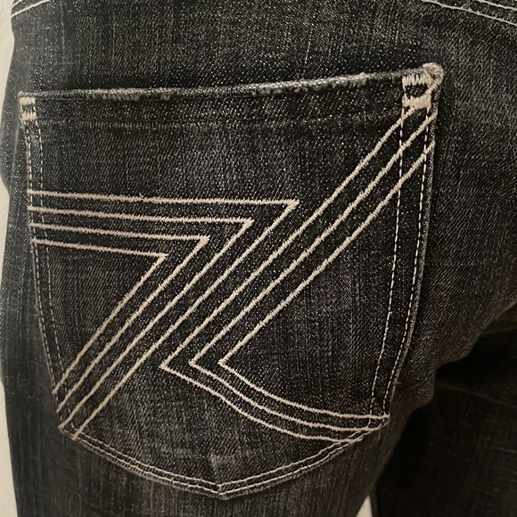 2000s 7 For All Mankind Jeans | Black Distressed Flare Leg Jeans | Size 27 - Picture 7 of 9